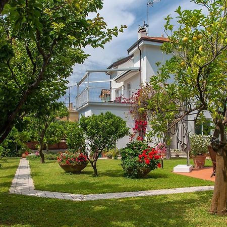 Magnificent Villa Sanremo Exteriör bild